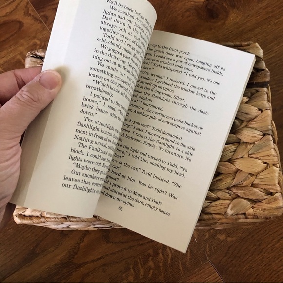 Goosebumps: The Hunted Car by: R.L. Stine, paperback book - Picture 4 of 5